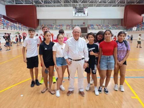 Antonio Bonilla participa junto a los jovenes de Vícar en la inauguración de TecnoTribu